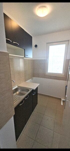 Salaj, Rahova, Parc Humulesti, 15-20 min de Unirii cu stb, renovat, ocazie!